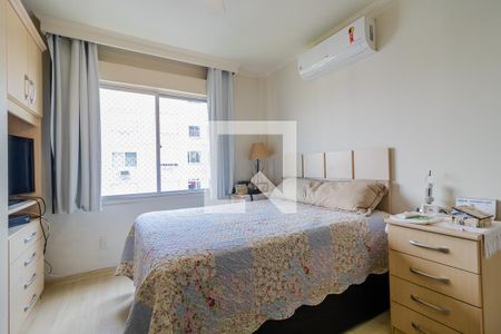 Quarto 1 de apartamento à venda com 3 quartos, 79m² em Cristal, Porto Alegre