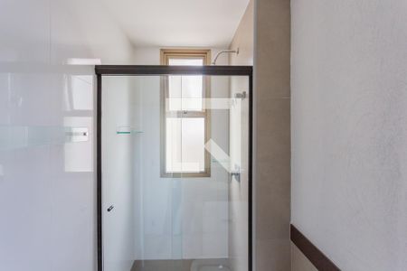 Banheiro da Suíte de apartamento para alugar com 2 quartos, 64m² em Savassi , Belo Horizonte