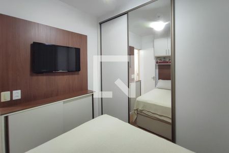 Quarto 1 de apartamento à venda com 2 quartos, 49m² em Jardim Ipaussurama, Campinas