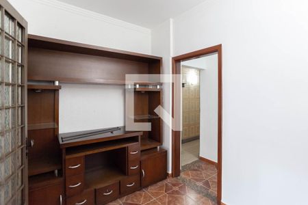 Sala 1 de casa para alugar com 4 quartos, 280m² em Glória, Belo Horizonte