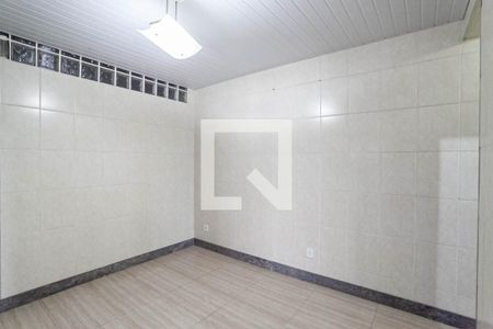 Sala 2 de casa para alugar com 4 quartos, 280m² em Glória, Belo Horizonte