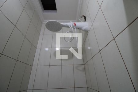 Chuveiro de casa para alugar com 2 quartos, 64m² em Vila Arriete, São Paulo