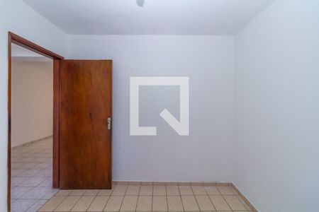 Quarto 2 de casa à venda com 5 quartos, 180m² em Vila Bela, São Paulo