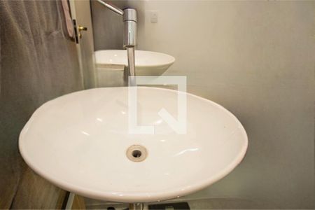 Banheiro 1, Cuba  de apartamento à venda com 3 quartos, 96m² em Moema, São Paulo