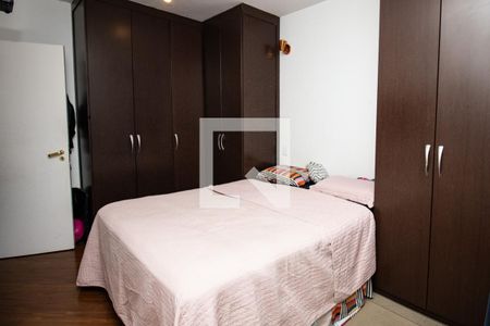 Suite, armários  de apartamento à venda com 3 quartos, 96m² em Moema, São Paulo