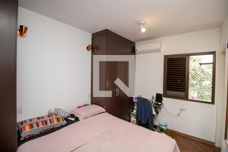 Suite, cama de casal  de apartamento à venda com 3 quartos, 96m² em Moema, São Paulo
