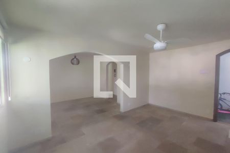 Sala de apartamento para alugar com 2 quartos, 50m² em Taquara, Rio de Janeiro