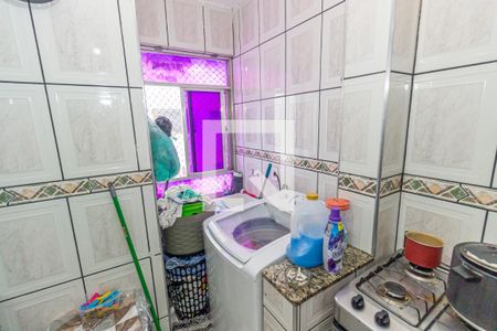 Apartamento à venda com 70m², 2 quartos e 1 vaga Apartamento à venda com 70m², 2 quartos e 1 vagaCozinha e Área de Serviço