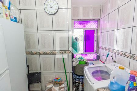 Apartamento à venda com 70m², 2 quartos e 1 vaga Apartamento à venda com 70m², 2 quartos e 1 vagaCozinha e Área de Serviço