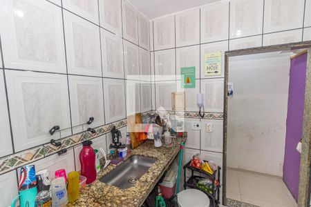 Apartamento à venda com 70m², 2 quartos e 1 vaga Apartamento à venda com 70m², 2 quartos e 1 vagaCozinha e Área de Serviço