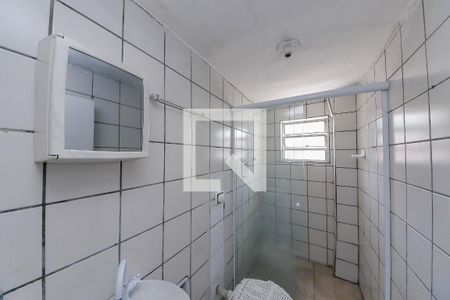 Banheiro de apartamento para alugar com 1 quarto, 40m² em Vila Diva (zona Leste), São Paulo