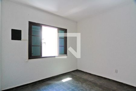 Quarto 1 de casa para alugar com 2 quartos, 80m² em Parque Panamericano, São Paulo
