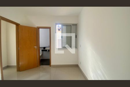 Quarto Suíte 2 de apartamento à venda com 2 quartos, 74m² em Vila Paris, Belo Horizonte