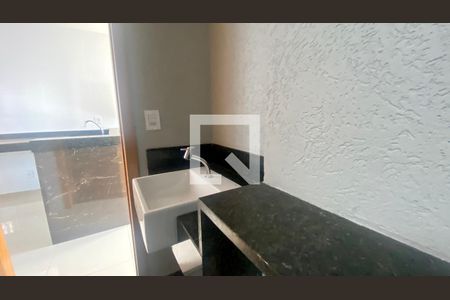 Lavabo de apartamento para alugar com 2 quartos, 65m² em Vila Paris, Belo Horizonte