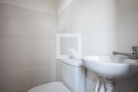 Banheiro de apartamento para alugar com 1 quarto, 26m² em Vila Sonia, São Paulo