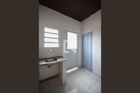 Cozinha de apartamento para alugar com 1 quarto, 26m² em Vila Sonia, São Paulo