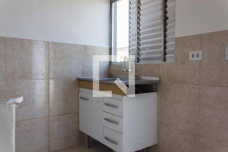 Cozinha de kitnet/studio para alugar com 1 quarto, 20m² em Jardim Calux, São Bernardo do Campo