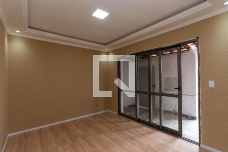 Sala de casa para alugar com 2 quartos, 197m² em Vila Rosália, Guarulhos