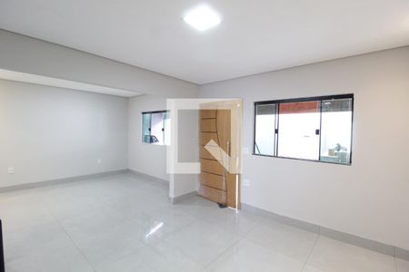 Sala 1 de casa para alugar com 4 quartos, 180m² em Jardim Europa, Uberlândia