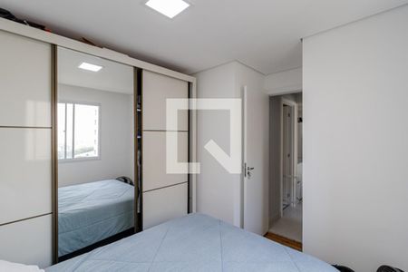 Quarto 1 de apartamento para alugar com 2 quartos, 33m² em Parque Fongaro, São Paulo