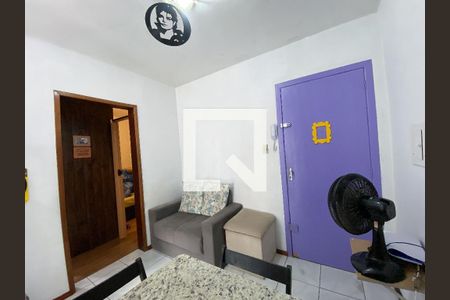 Apartamento à venda com 2 quartos, 40m² em Centro, Canoas