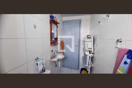 Apartamento à venda com 65m², 2 quartos e 1 vaga Apartamento à venda com 65m², 2 quartos e 1 vagaBanheiro