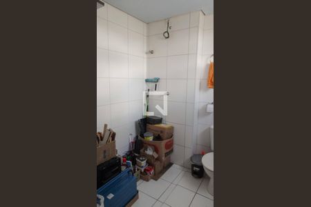 Apartamento à venda com 65m², 2 quartos e 1 vaga Apartamento à venda com 65m², 2 quartos e 1 vagaBanheiro