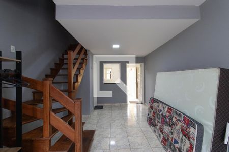 Casa de condomínio à venda com 82m², 2 quartos e 1 vagaSala