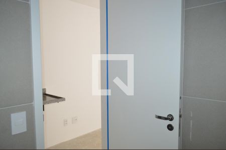 Banheiro de kitnet/studio à venda com 1 quarto, 23m² em Vila Mariana, São Paulo