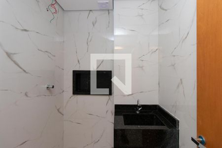 Banheiro de apartamento à venda com 2 quartos, 40m² em Vila Mazzei, São Paulo