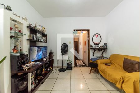 Casa à venda com 200m², 5 quartos e 2 vagasSala