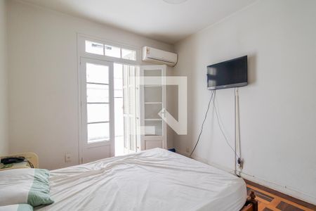 Quarto 1 de apartamento à venda com 2 quartos, 74m² em Santana, Porto Alegre