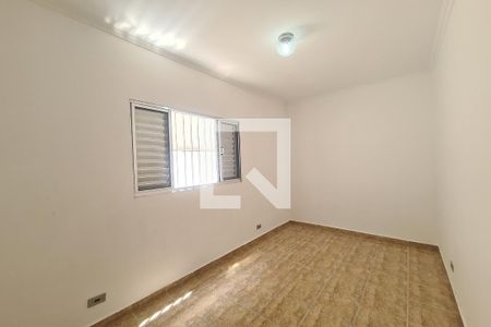 Quarto 2 de casa para alugar com 2 quartos, 70m² em Jardim Vila Formosa, São Paulo