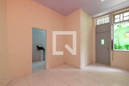 Sala de casa para alugar com 2 quartos, 60m² em Grajau, Rio de Janeiro