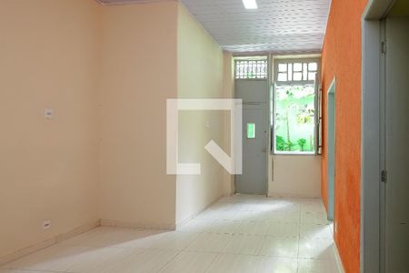 Sala de casa para alugar com 2 quartos, 60m² em Grajau, Rio de Janeiro