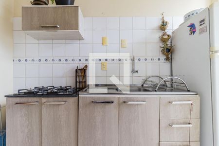 Cozinha de apartamento à venda com 1 quarto, 45m² em Floresta, Porto Alegre