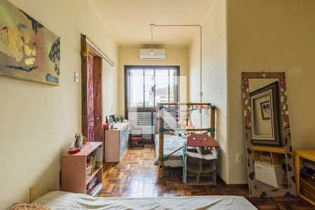 Dormitório de apartamento à venda com 1 quarto, 45m² em Floresta, Porto Alegre