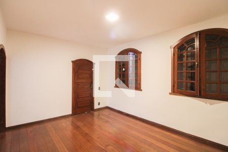 Sala 1 de casa para alugar com 3 quartos, 280m² em Dona Clara, Belo Horizonte