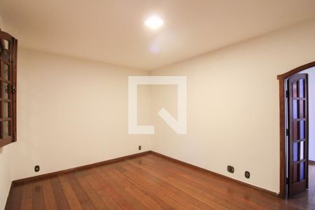 Sala 1 de casa para alugar com 3 quartos, 280m² em Dona Clara, Belo Horizonte