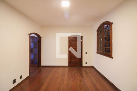 Sala 1 de casa para alugar com 3 quartos, 280m² em Dona Clara, Belo Horizonte