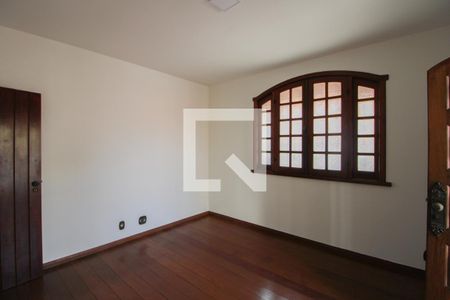 Sala 2 de casa para alugar com 3 quartos, 280m² em Dona Clara, Belo Horizonte