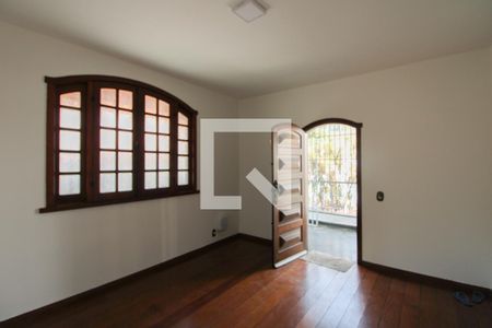 Sala 2 de casa para alugar com 3 quartos, 280m² em Dona Clara, Belo Horizonte