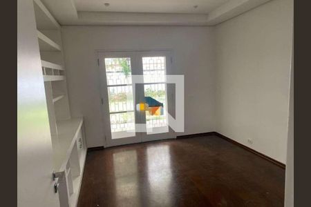 Casa à venda com 4 quartos, 540m² em Jardim Santo Amaro, São Paulo