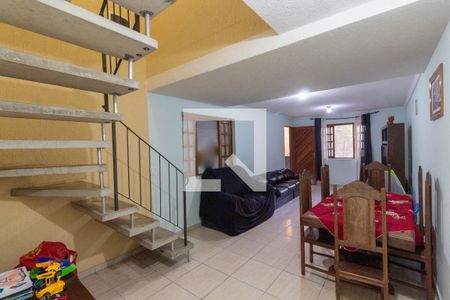 Sala de casa para alugar com 3 quartos, 200m² em Cangaiba, São Paulo