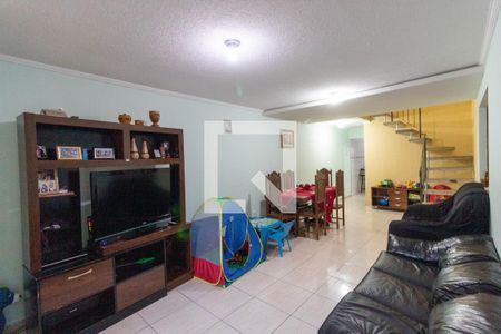 Sala de casa para alugar com 3 quartos, 200m² em Cangaiba, São Paulo