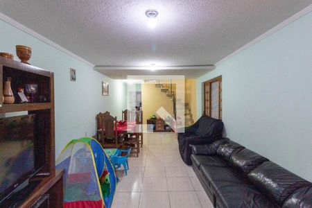 Casa à venda com 200m², 3 quartos e 4 vagasSala