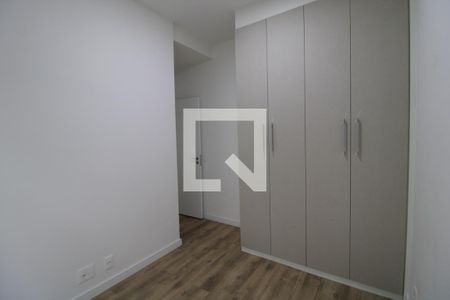 Quarto 2 de apartamento para alugar com 2 quartos, 46m² em Vila Constanca, São Paulo