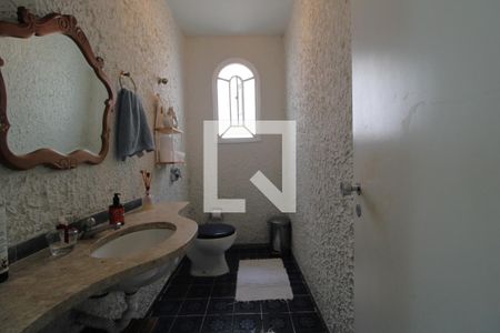 Lavabo de casa para alugar com 3 quartos, 230m² em Vila São Paulo, São Paulo