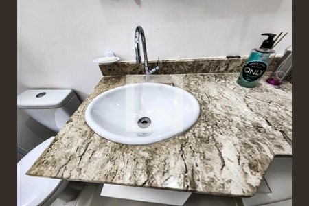 Apartamento para alugar com 155m², 3 quartos e 1 vaga Apartamento para alugar com 155m², 3 quartos e 1 vagaBanheiro