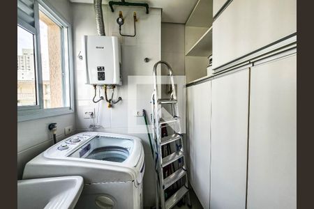 Apartamento para alugar com 155m², 3 quartos e 1 vaga Apartamento para alugar com 155m², 3 quartos e 1 vagaCozinha e Área de Serviço